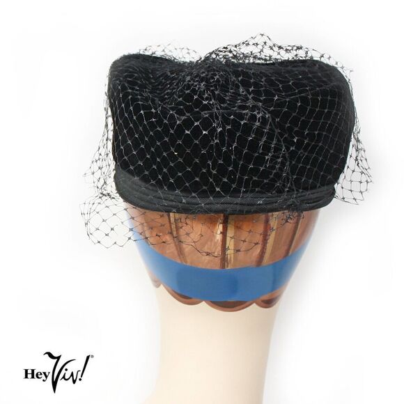 Vintage Black Velvet Hat Pillbox Turban Cocktail Style w Veil Union Tag -Hey Viv - Picture 3 of 7